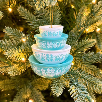 Pyrex Bowl Stack Ornament – Vintage Christmas Decor